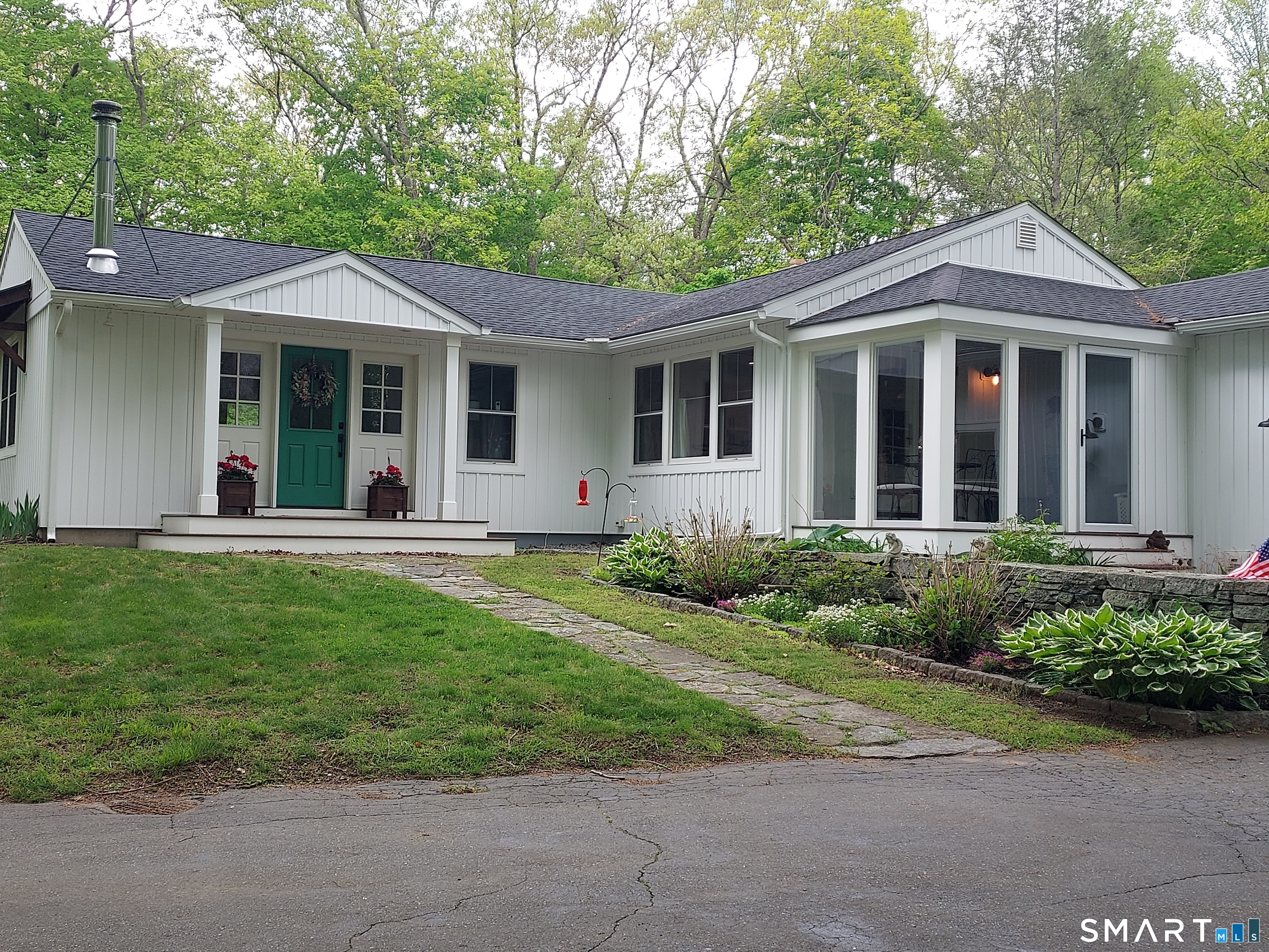 47 Ferry Road Lyme, CT 06371 - Photo 2 of 34