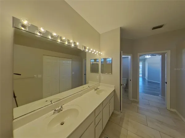 $2,999 | Undisclosed Address, Lakewood Ranch, FL 34202