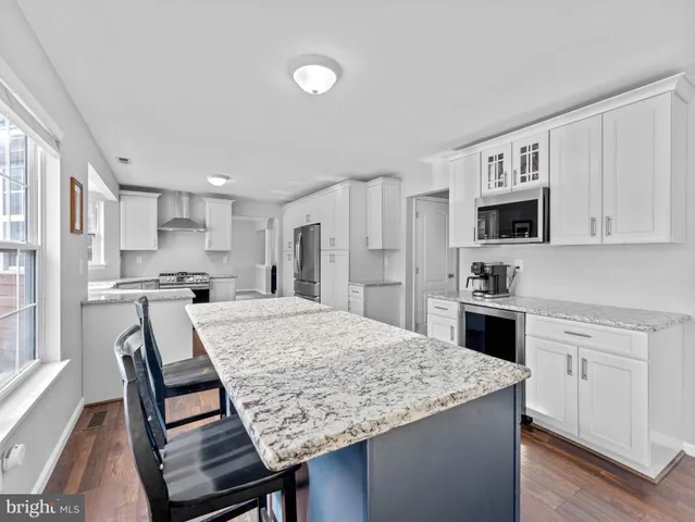 $649,999 | 5 Lakeworth Drive, Berlin, NJ 08009