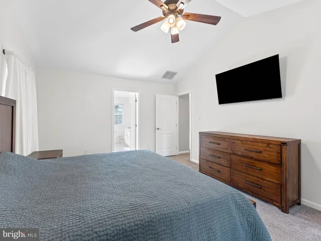 $649,999 | 5 Lakeworth Drive, Berlin, NJ 08009