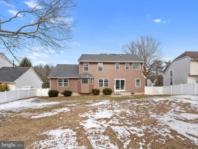 $649,999 | 5 Lakeworth Drive, Berlin, NJ 08009