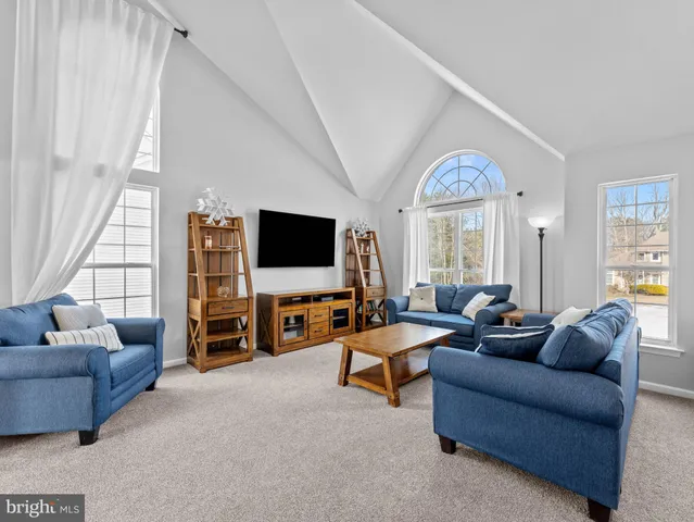 $649,999 | 5 Lakeworth Drive, Berlin, NJ 08009