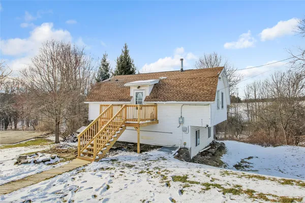 $159,900 | 149 Driscoll Road, Whitney Point, NY 13862
