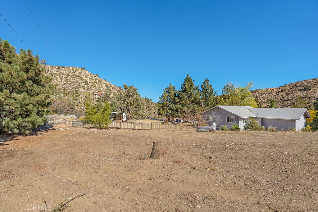1700 Desert Front Road Pinon Hills, CA 92372 - Photo 23 of 42