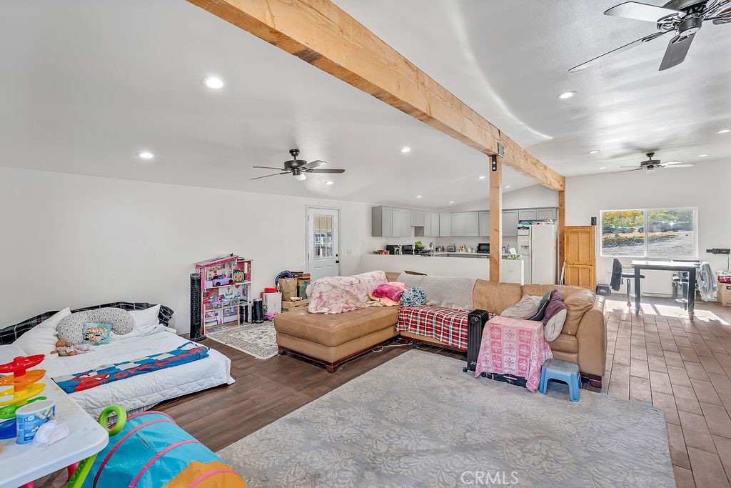 1700 Desert Front Road Pinon Hills, CA 92372 - Photo 35 of 42