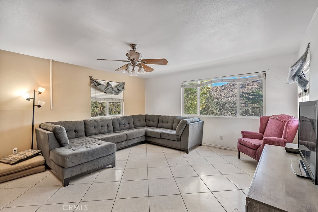 1700 Desert Front Road Pinon Hills, CA 92372 - Photo 10 of 42