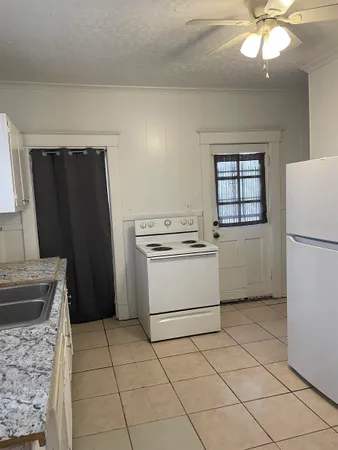 $1,195 | 2526 Yale Avenue, Memphis, TN 38112