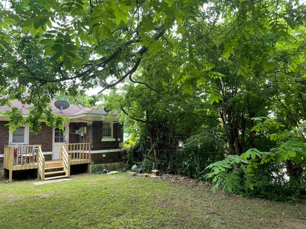 $1,195 | 2526 Yale Avenue, Memphis, TN 38112