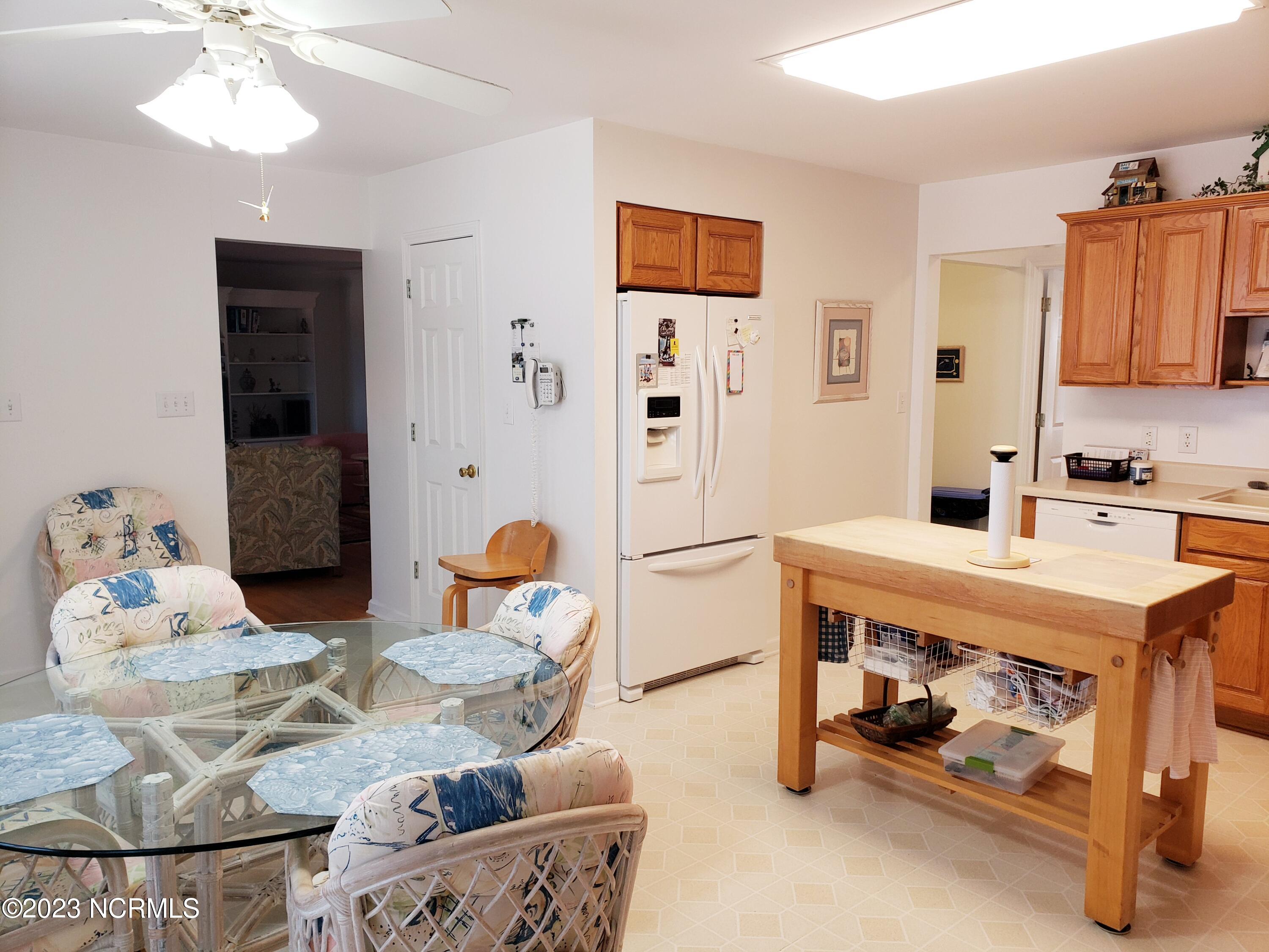 2430 Bella Coola Road Lake Waccamaw, NC 28450 - Photo 26 of 58 20230330_095751