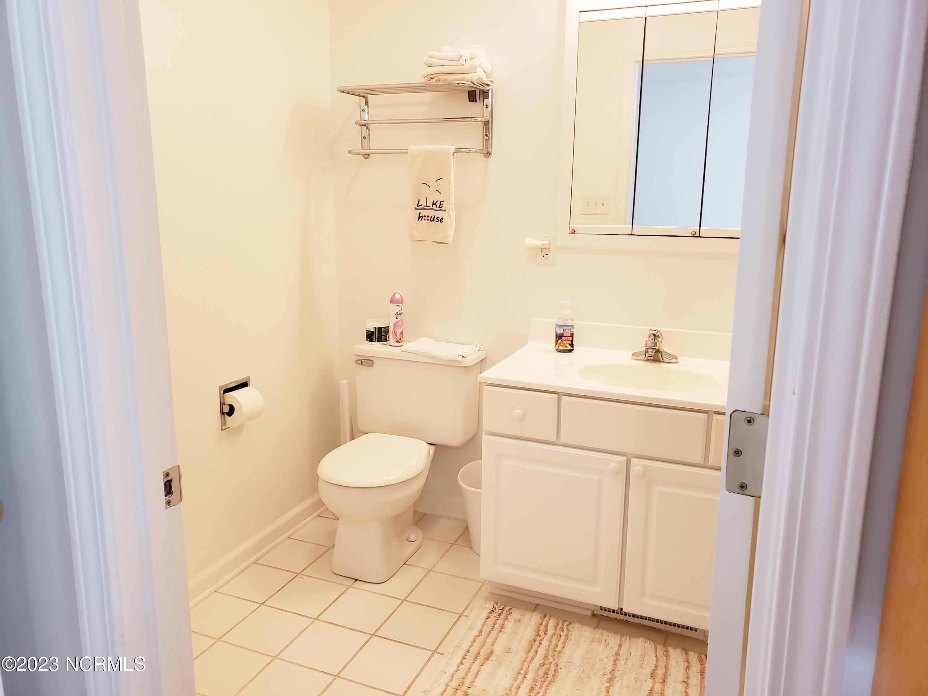 2430 Bella Coola Road Lake Waccamaw, NC 28450 - Photo 30 of 58 20230330_095659