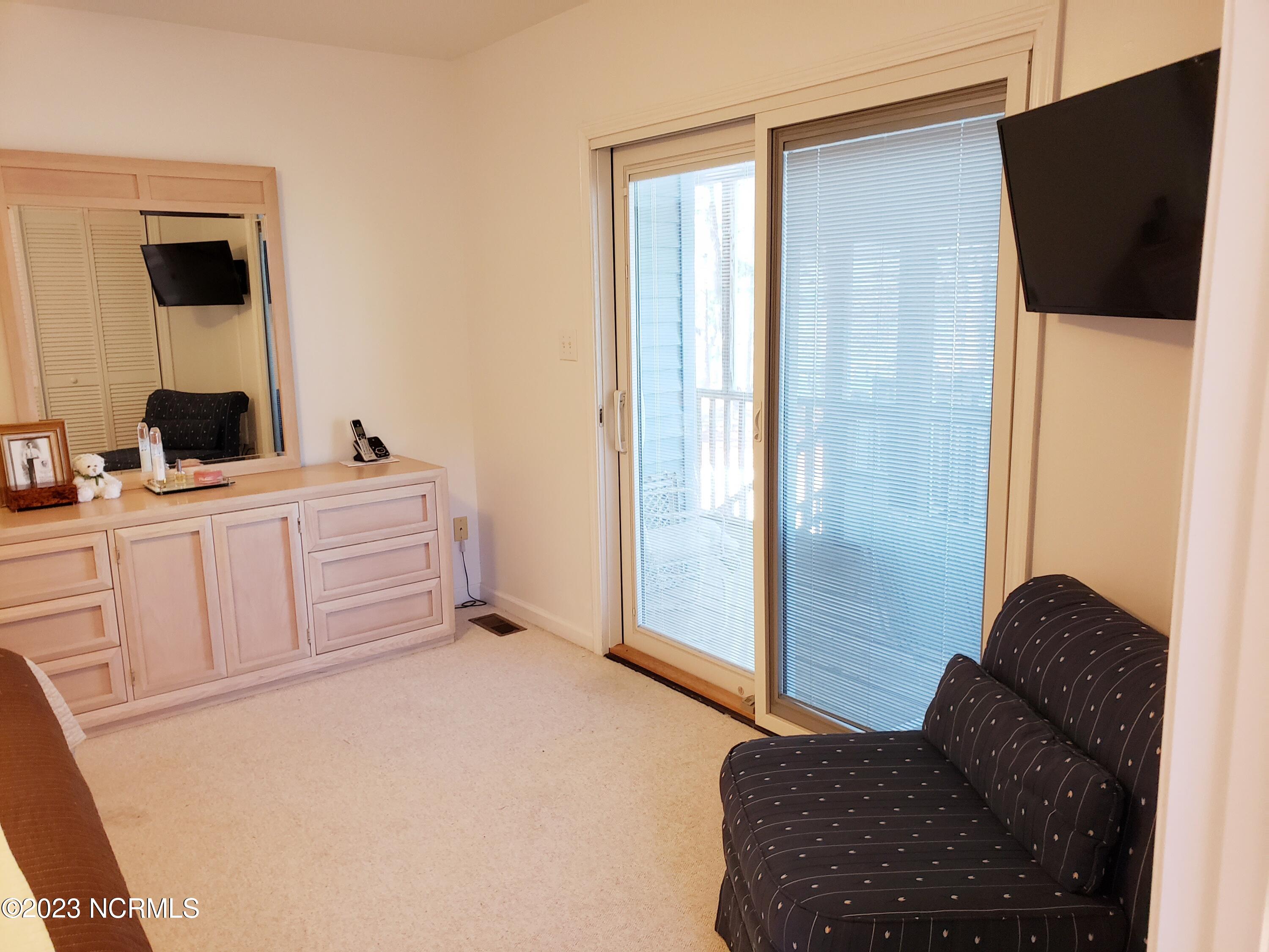 2430 Bella Coola Road Lake Waccamaw, NC 28450 - Photo 43 of 58 20230330_100421