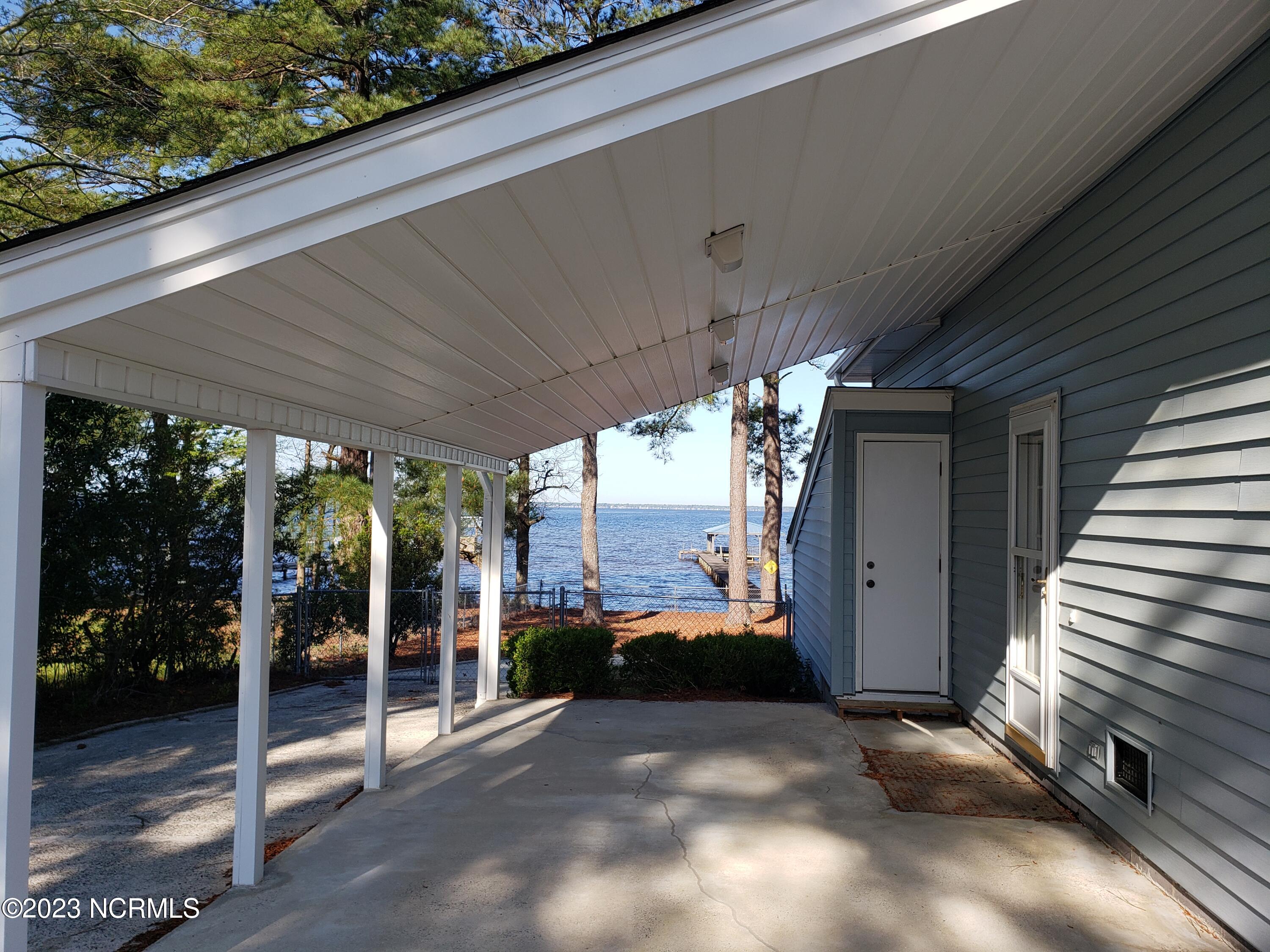 2430 Bella Coola Road Lake Waccamaw, NC 28450 - Photo 7 of 58 20230330_092632