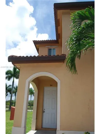 $2,500 | 12080 Southwest 268th Street, Unit 24, Homestead, FL 33032