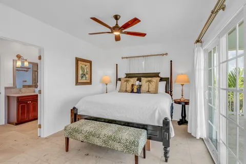 $4,195,000 | 1330 Coury Drive, Key Colony Beach, FL 33051