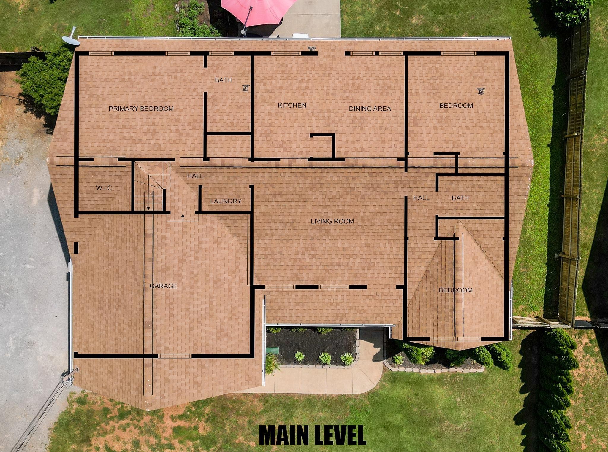 5039 Midland Fosterville Road Bell Buckle, TN 37020 - Photo 22 of 32 an aerial view of a house with a yard