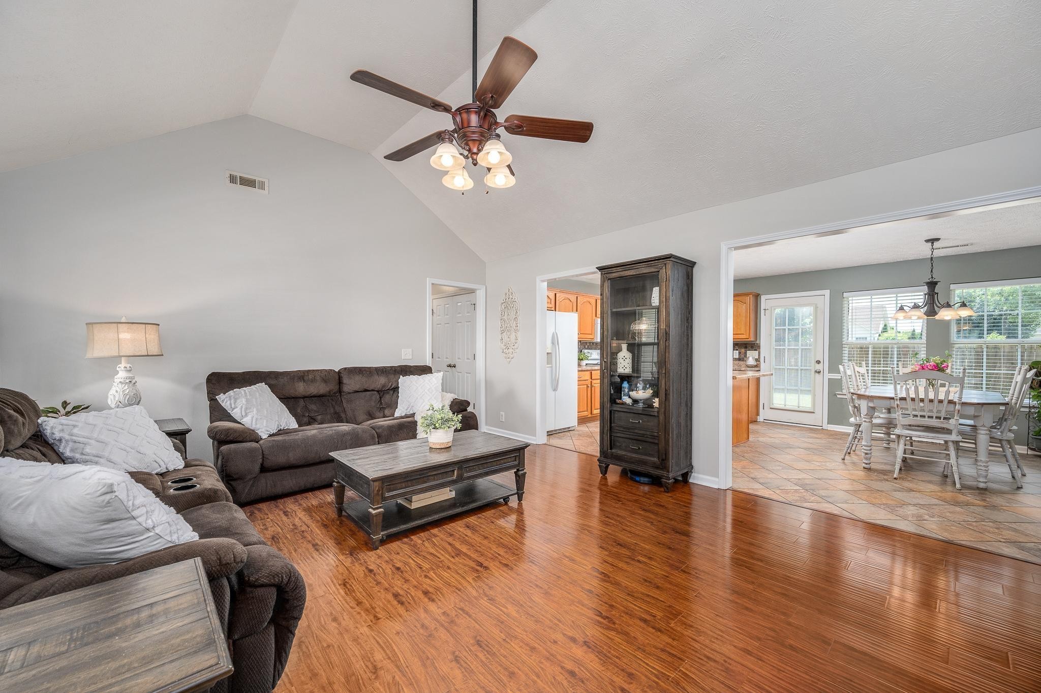 5039 Midland Fosterville Road Bell Buckle, TN 37020 - Photo 7 of 32 a living room with furniture and wooden floor
