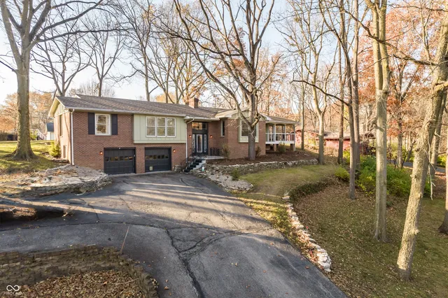 $354,900 | 45 Spring Valley Drive, Anderson, IN 46011