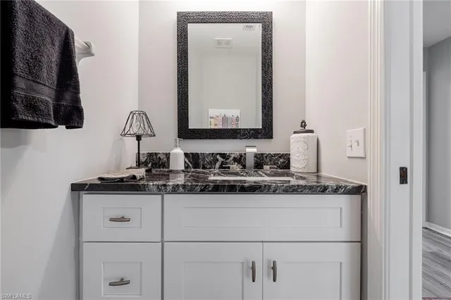 $729,000 | 4650 Yacht Harbor Drive, Unit 121, Naples, FL 34112