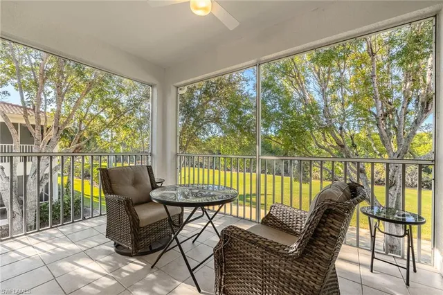 $729,000 | 4650 Yacht Harbor Drive, Unit 121, Naples, FL 34112