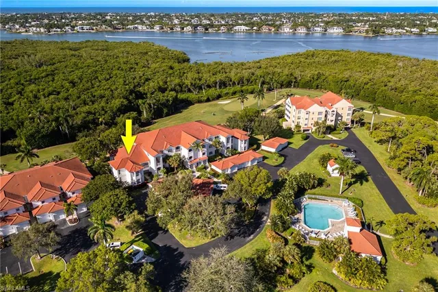 $729,000 | 4650 Yacht Harbor Drive, Unit 121, Naples, FL 34112