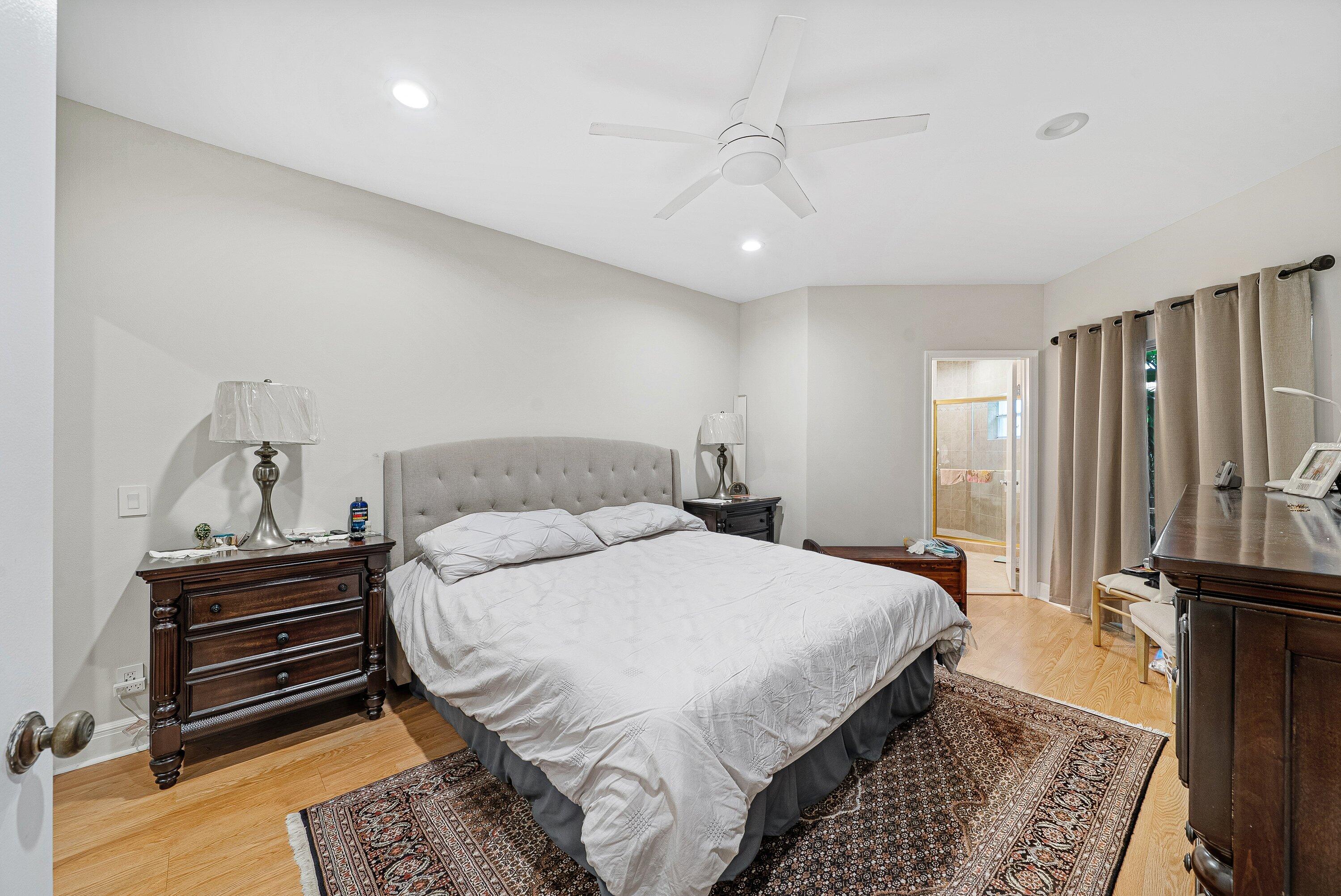 6668 Via Regina Boca Raton, FL 33433 - Photo 15 of 21 019-6668ViaRegina-BocaRaton-FL-33433-SMA