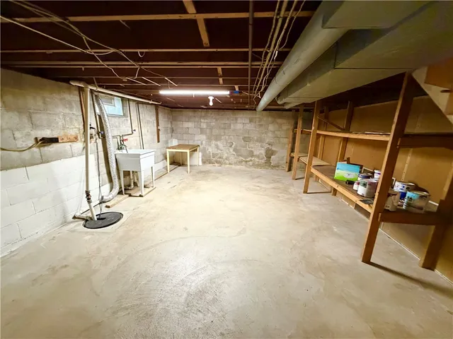 $1,600 | 214 Magnolia Avenue, East Rochester, NY 14445