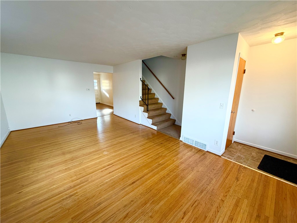 214 Magnolia Avenue East Rochester, NY 14445 - Photo 6 of 13