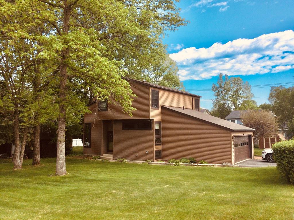 25 Tom Miller Road Plattsburgh, NY 12901 - Photo 1 of 14 Gallery Image 1
