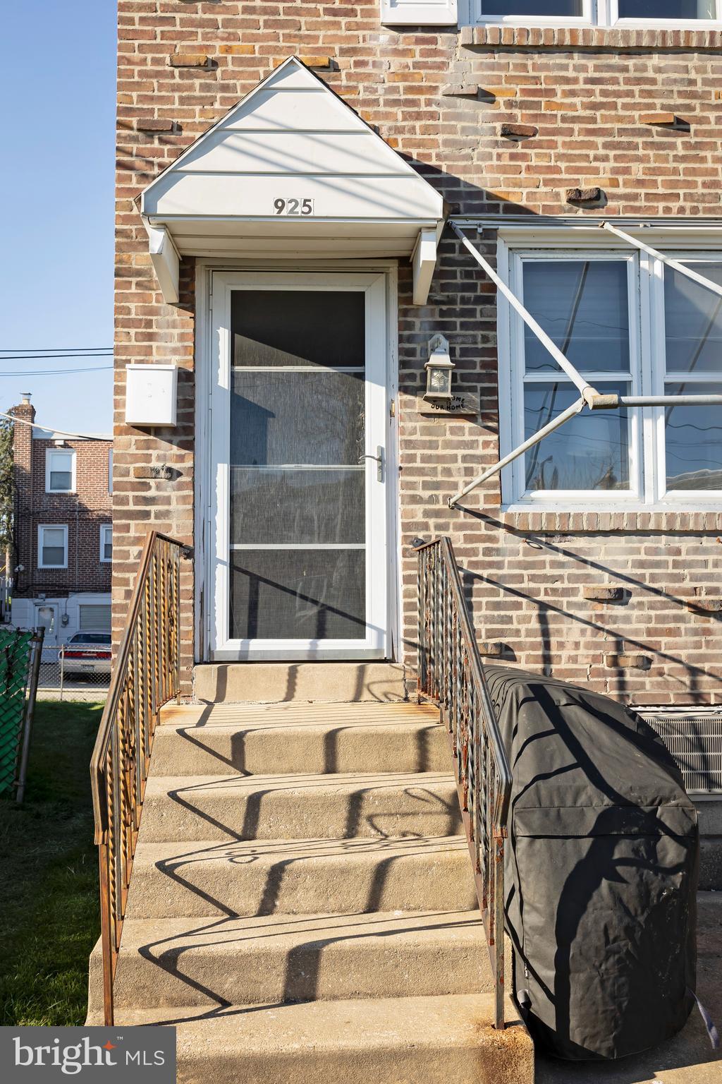 925 Brenton Road Drexel Hill, PA 19026 - Photo 3 of 26