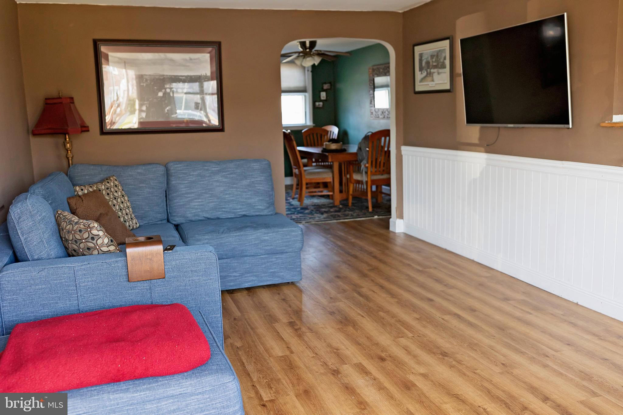 925 Brenton Road Drexel Hill, PA 19026 - Photo 4 of 26 LR