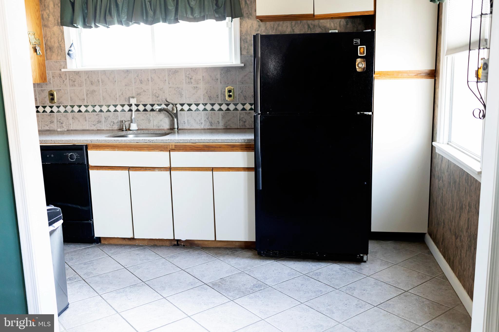 925 Brenton Road Drexel Hill, PA 19026 - Photo 10 of 26 kit