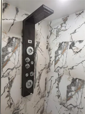 $2,600 | 5617 Gateway Drive, Tampa, FL 33615