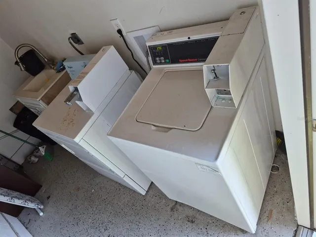 $2,600 | 5617 Gateway Drive, Tampa, FL 33615