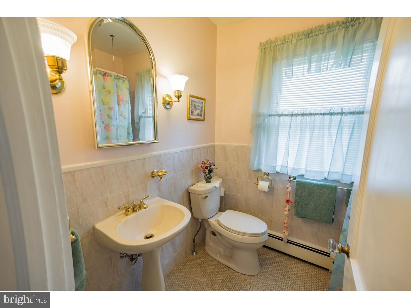 214 Water Street Ridley Park, PA 19078 - Photo 14 of 22 Bathroom