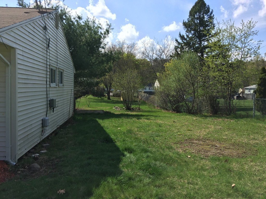 106 Baldwin Avenue Framingham, MA 01701 - Photo 4 of 15