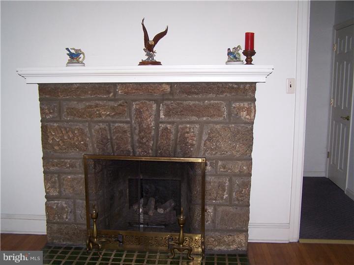 515 East Manoa Road Havertown, PA 19083 - Photo 7 of 25