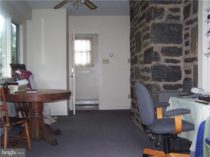 515 East Manoa Road Havertown, PA 19083 - Photo 8 of 25