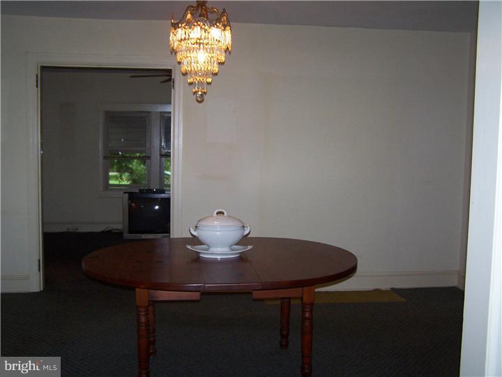 515 East Manoa Road Havertown, PA 19083 - Photo 9 of 25