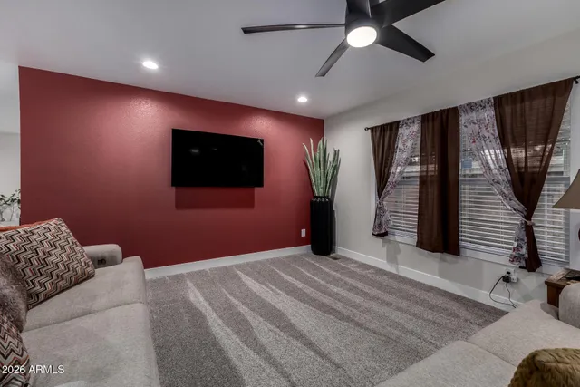 $189,000 | 19401 North 7th Street, Unit 73, Phoenix, AZ 85024