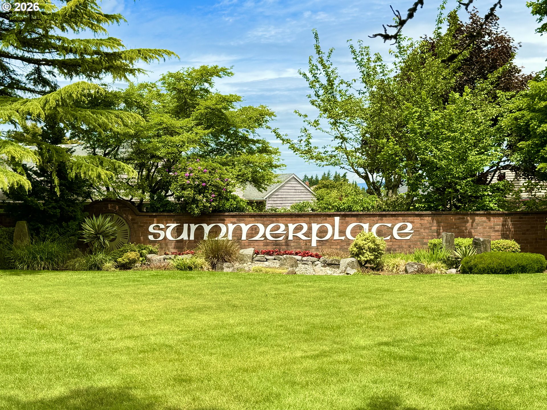 2239 Northeast 153rd Avenue Portland, OR 97230 - Photo 28 of 32 a sign of golf club on a wall