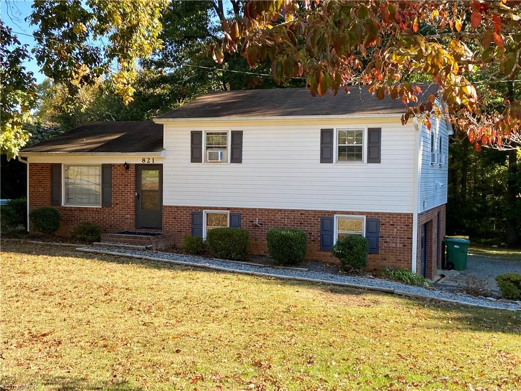821 Morris Road Winston-Salem, NC 27101 - Photo 1 of 30 Front of home