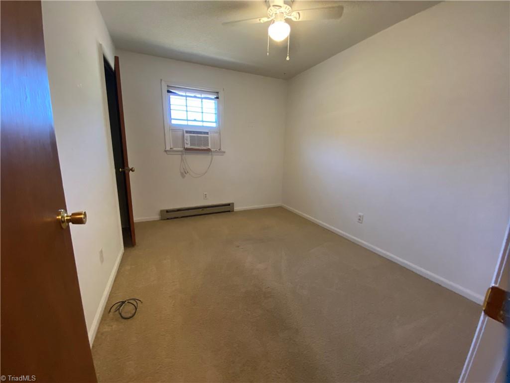 821 Morris Road Winston-Salem, NC 27101 - Photo 16 of 30 Bedroom 1
