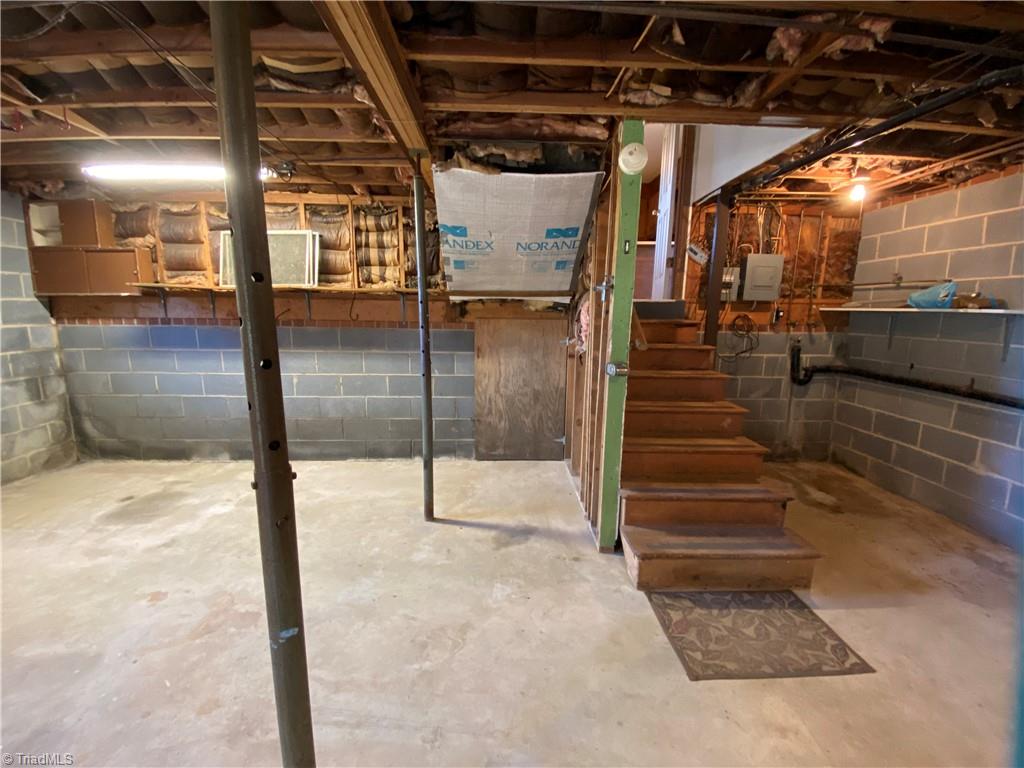 821 Morris Road Winston-Salem, NC 27101 - Photo 29 of 30 Basement/Laundry