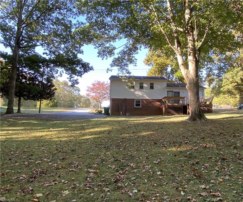 821 Morris Road Winston-Salem, NC 27101 - Photo 8 of 30 Back of home