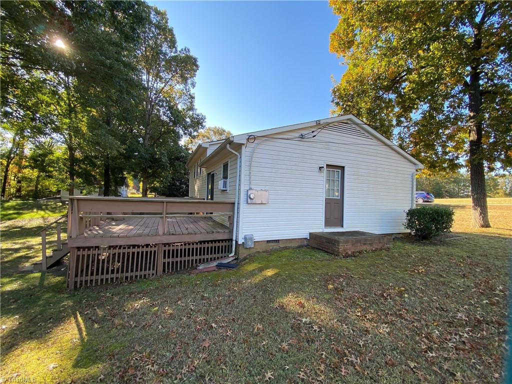 821 Morris Road Winston-Salem, NC 27101 - Photo 9 of 30 Side