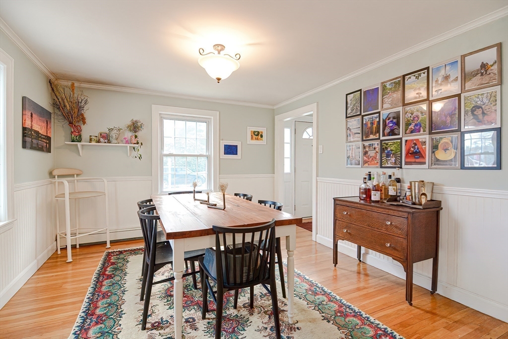 42 Hutchinson Road Walpole, MA 02081 - Photo 12 of 29 Gallery Image 12
