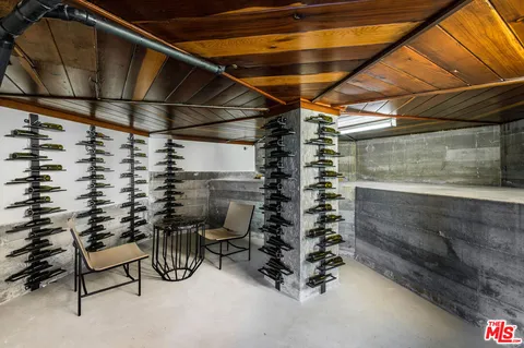 $6,495,000 | 18762 Wells Drive, Tarzana, CA 91356