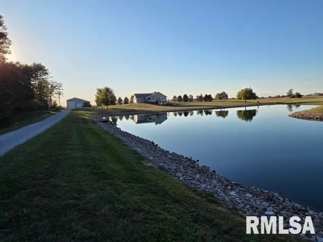 $479,000 | 9251 Highway 148, Mount Vernon, IL 62864