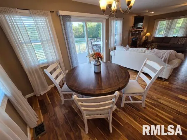 $479,000 | 9251 Highway 148, Mount Vernon, IL 62864