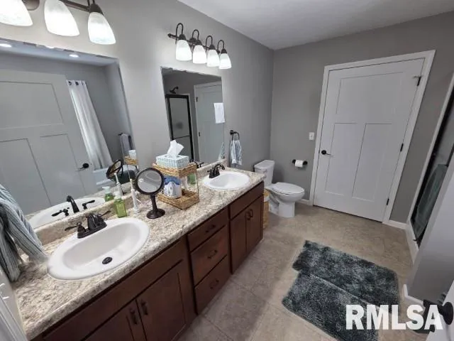 $479,000 | 9251 Highway 148, Mount Vernon, IL 62864